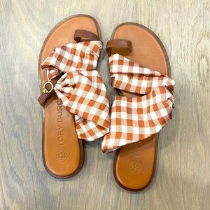 New without tags Tory Burch sandals. Perfect for fall. Never worn.